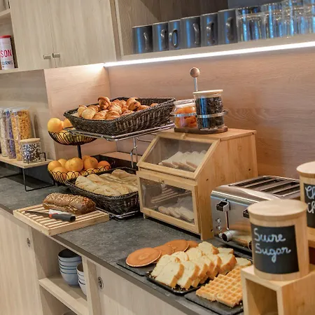 Ibis Styles Cannes Szálloda 3*