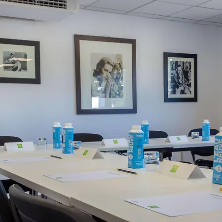 Ibis Styles Cannes 3* Le Cannet